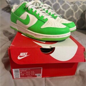 Nike Dunk Low Green and White Shoes